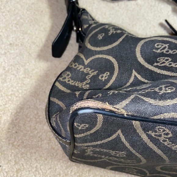 Dooney & Bourke purse - Picture 4 of 12